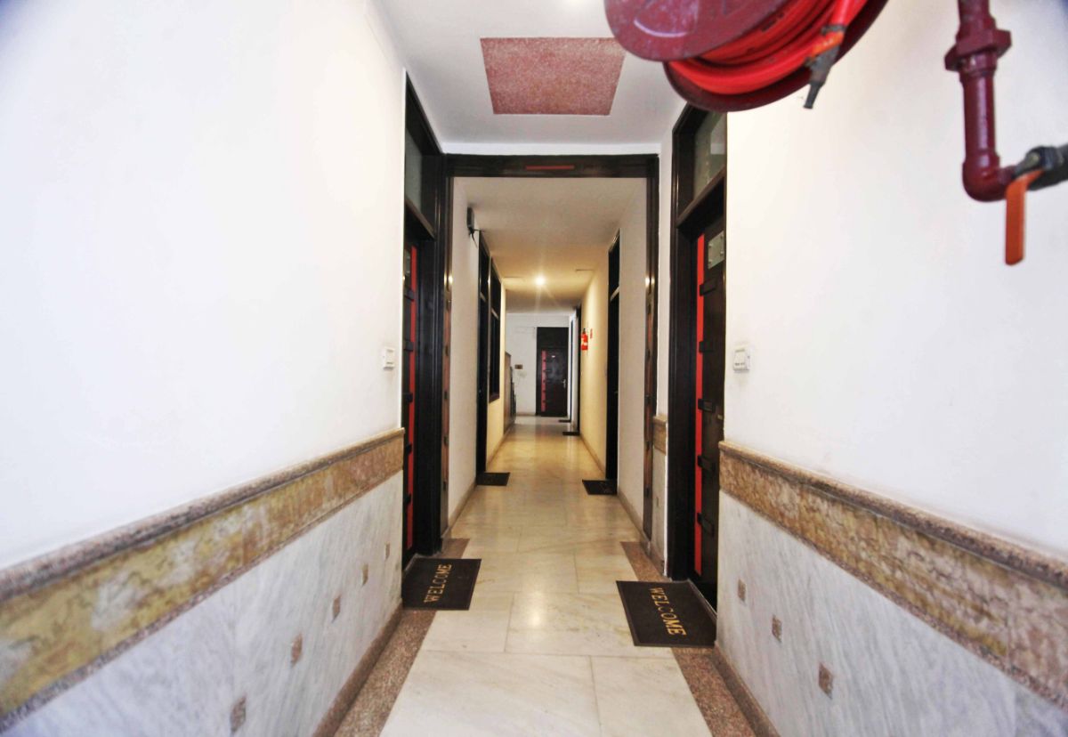 Hotel Baba Deluxe